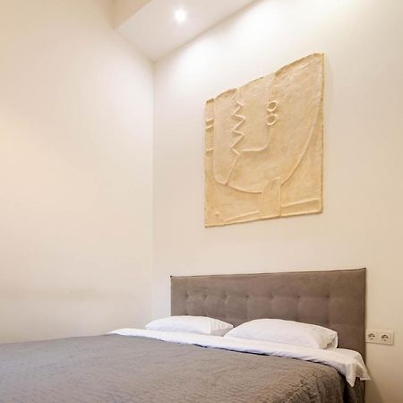 Kyiv White Apartment Eksteriør bilde